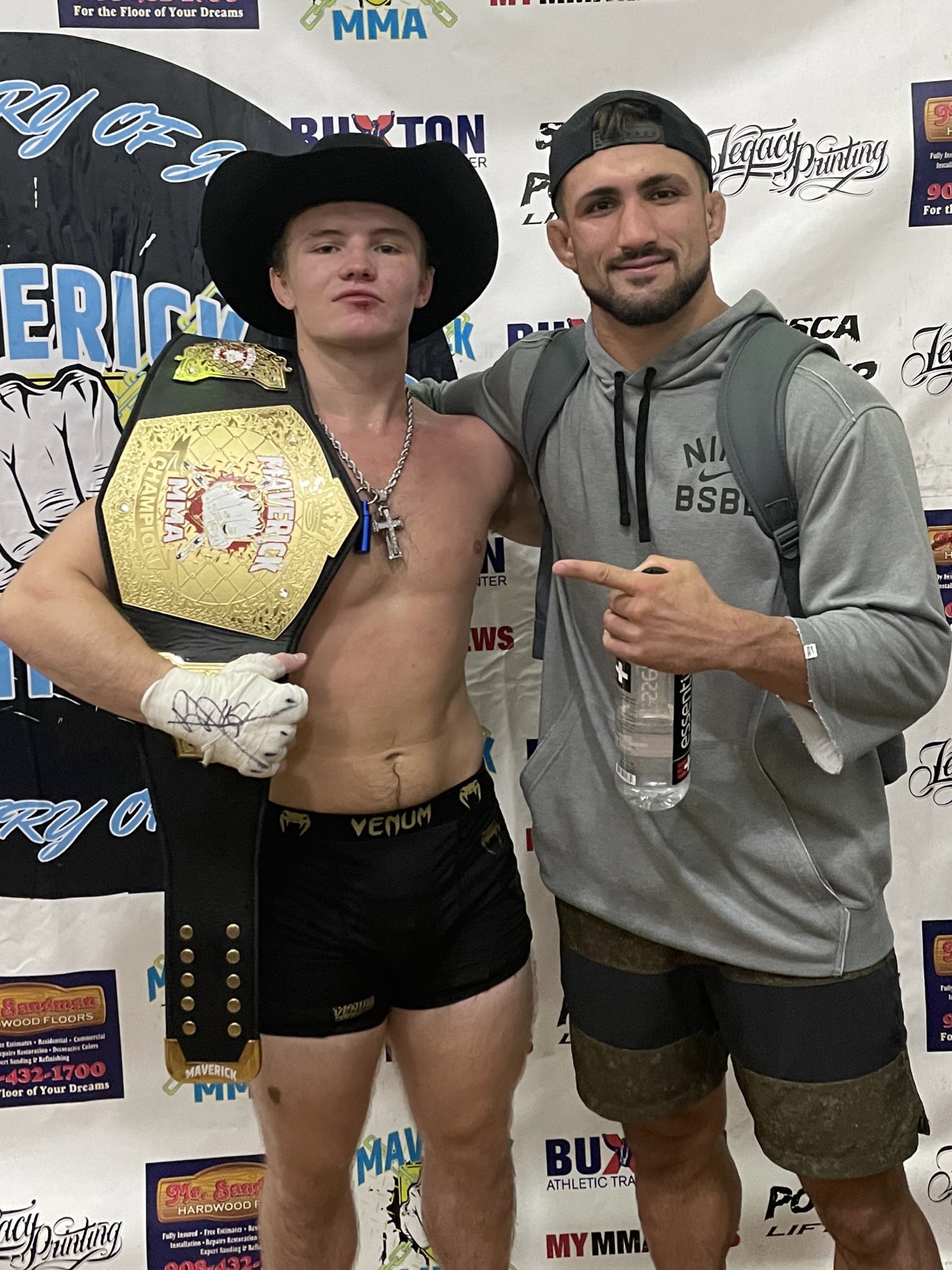Wrestling Twitter Explodes Over Cargill'S Comment - 26n3vy8