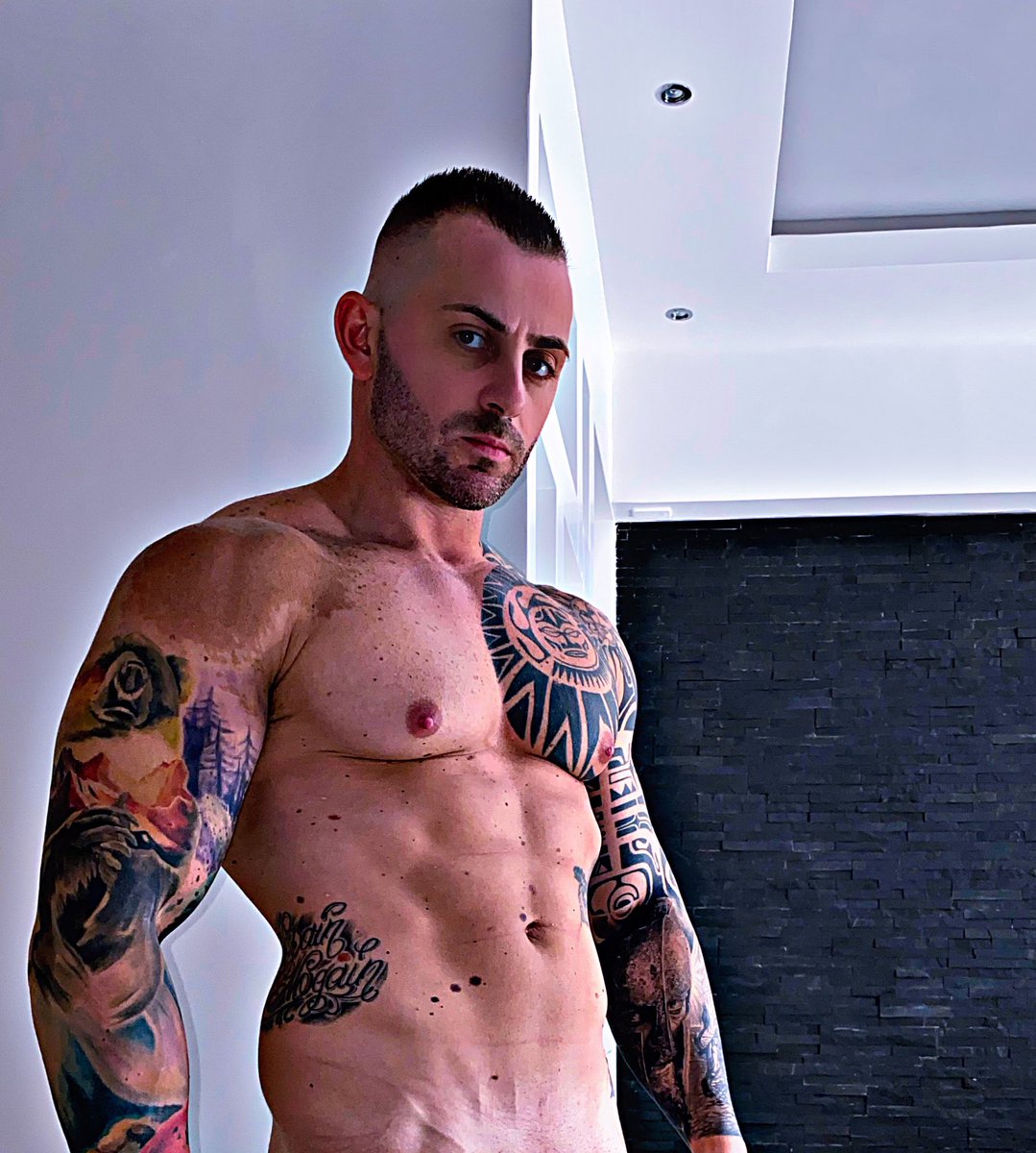 DAVIDEPEDONE88's tweet photo. Follower onlyfans link: https://t.co/Yfwxydkq5L #onlyfans  #model  #onlyfansgirl  #onlyfan #picoftheday  #porn #hard https://t.co/v9OYm0BWJy