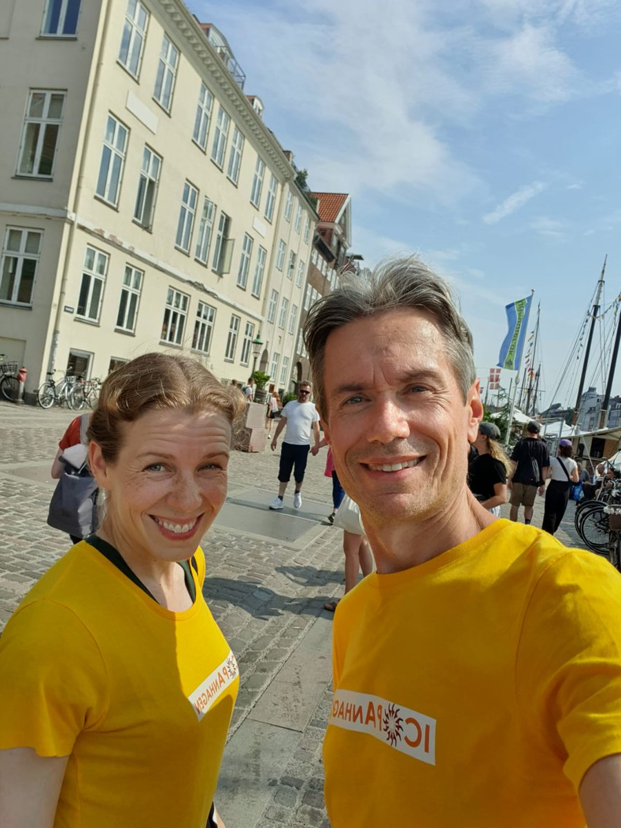 Yes, your colleagues should join #ICOPA2022 too! In #Copenhagen or online, both possible as #ICOPAnhagen is hybrid! 
icopa2022.org/the-hybrid-exp…

Covering many aspects of #parasitology and related fields, the program has a lot to offer. 
"See you soon!" say the #YellowTshirts 

💛🧡