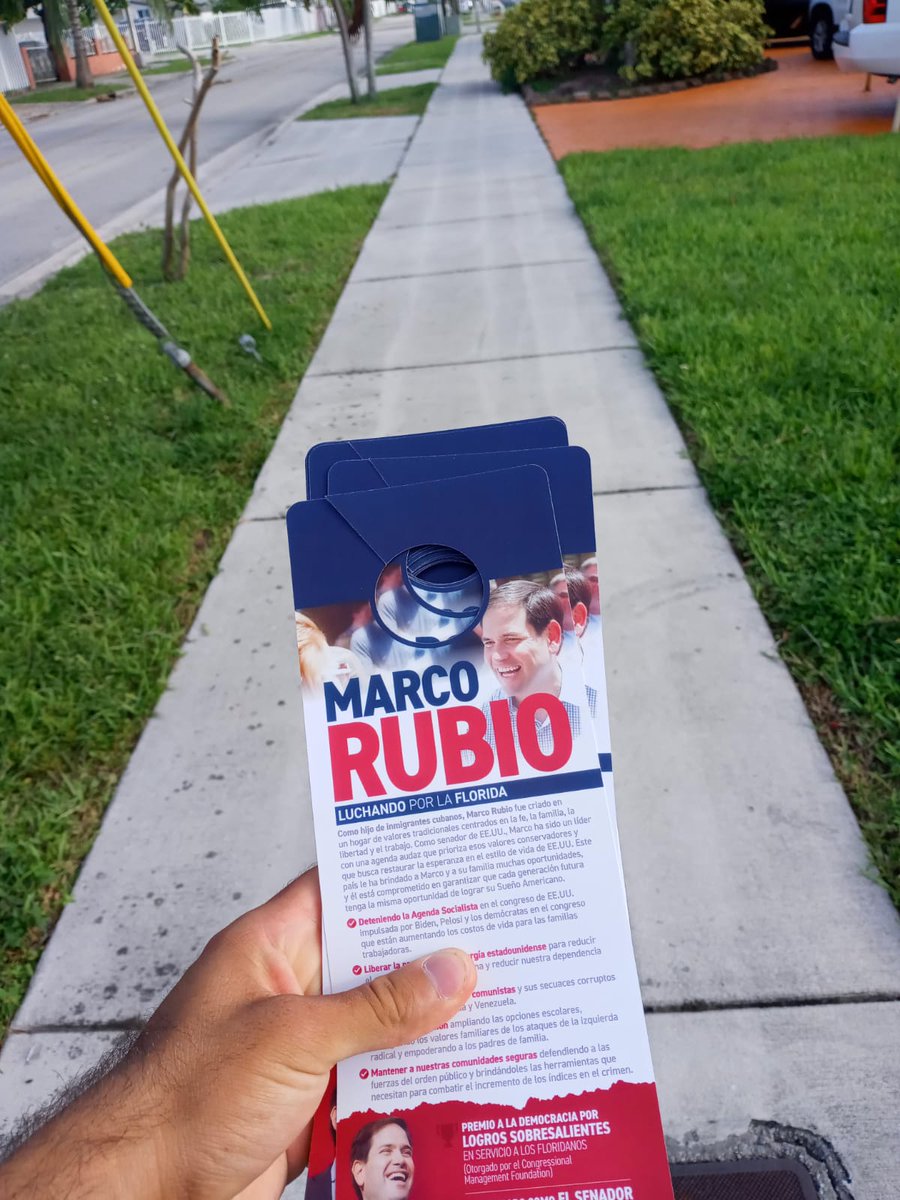 StephTorresFL's tweet photo. #KeepFLRed 🐘🇺🇸🌴 https://t.co/CxAVinmK1T
