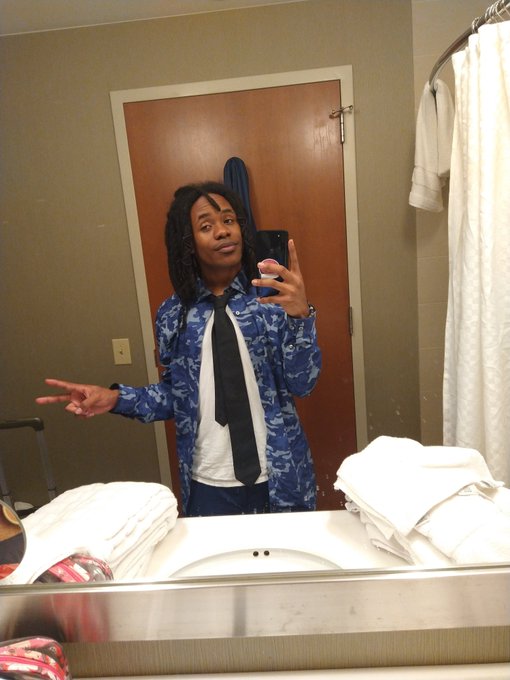 &divide; iLove when you count me out https://t.co/Kn41lkeKjb