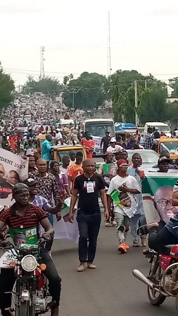 TheMakon's tweet photo. As it is today, #OBIdientsEdo and #OBIdientsNasarawa are neck to neck! 
No structure abi!? Ok naow! 

Hon APC chair how market sir? 😂😂😂 https://t.co/XjET4vSeIl