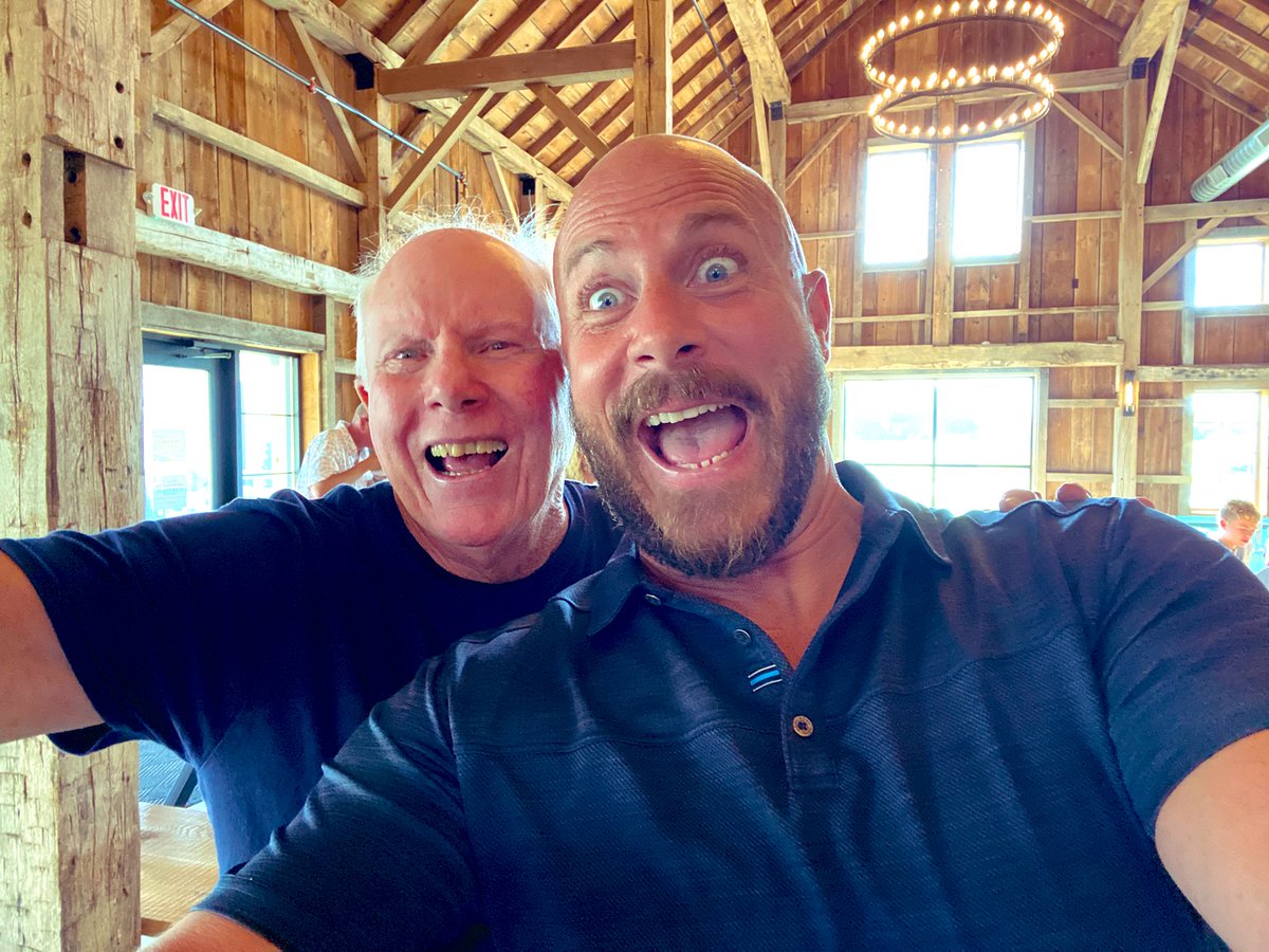 Great afternoon with the DOUBLEBLUE family at Henmick Farms!  #Culture🐻
#BerlinPride🐻
<a href="/BerlinBears_SS/">The Cave</a> <a href="/OlentangySD/">Olentangy Schools</a> <a href="/VarsitySpirit/">Varsity Spirit</a> <a href="/VBMidwest/">VarsityBrandsMidwest</a> @MainObhs