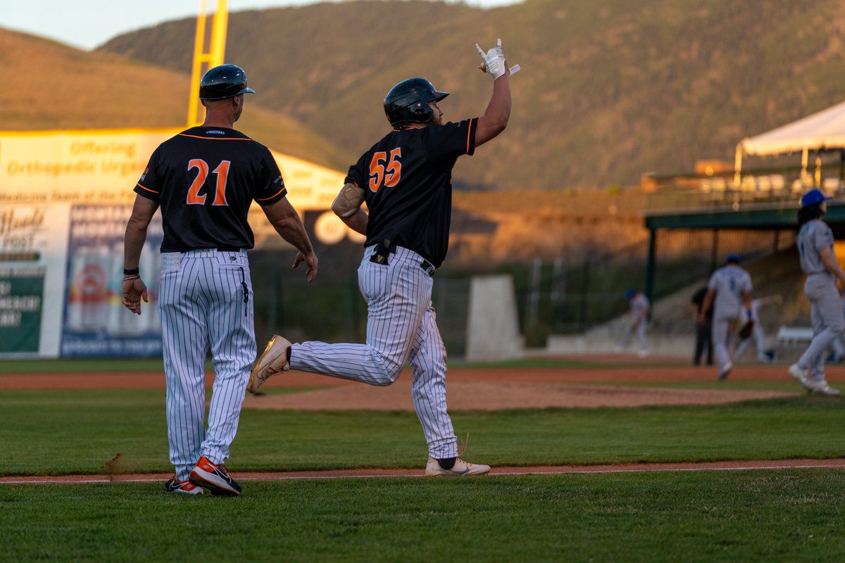 Missoula PaddleHeads (@gopaddleheads) on Twitter photo Jayson Newman just broke the <a href="/PBL1939/">Pioneer Baseball League</a> home run record in a single season dating back to 1963 by hitting his 26th & 27th home run of the year!
Congratulations, <a href="/jayson_newman13/">Jayson newman</a>!!!!
#GoPaddleHeads #PaddleUp Jayson Newman just broke the <a href="/PBL1939/">Pioneer Baseball League</a> home run record in a single season dating back to 1963 by hitting his 26th & 27th home run of the year!
Congratulations, <a href="/jayson_newman13/">Jayson newman</a>!!!!
#GoPaddleHeads #PaddleUp