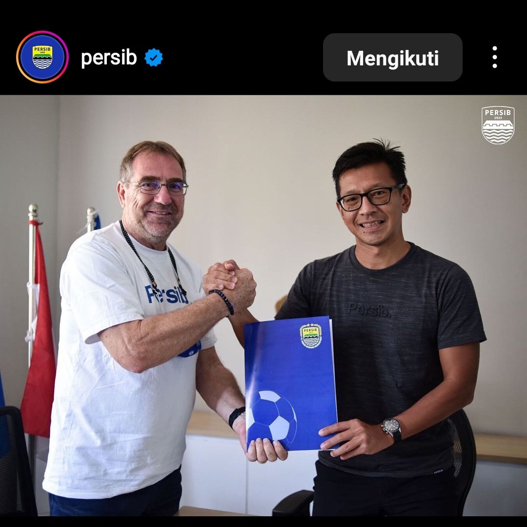 aripsycho's tweet photo. Duka feeling abi hungkul duka nu sanesna ge sami ti pertama persib memperpanjang kontrakna, tos hopeless we abi mah pasrah. Aneh naon alaeuna :(( tapi wios tambah sebel nya hehe @persib @teddy_tjahjono https://t.co/NFoXRTVvKi