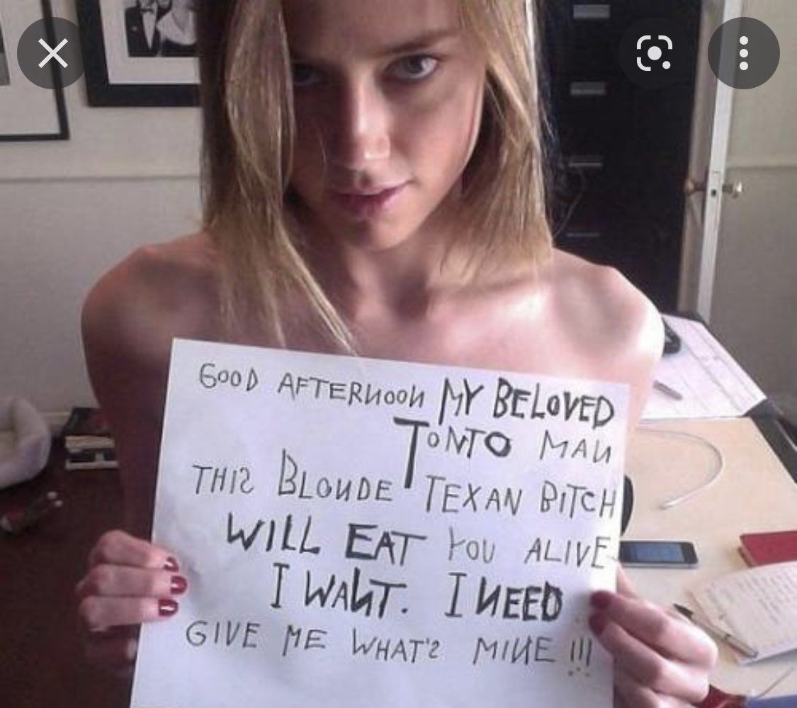 Michelleeo's tweet photo. Johnny Depp is being crucified for texts he sent to a friend…displaying the kind of language both he AND AH used. We don’t know what texts SHE sent because, unlike JD, she has REPEATEDLY REFUSED to provide her phone. What “victim” refuses to provide evidence? #AmberHeardlsALiar https://t.co/JDbQFKRTKv
