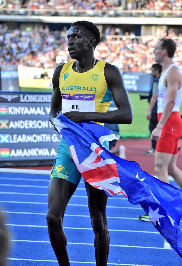 AustralianAths's tweet photo. Peter Bol you star 🌟 🥈

Silver in the Commonwealth Games 800m final pushing Kenyan Kinyamal all the way to the line 👏
1:47.66 his time

@CommGamesAUS 
#ThisIsAthletics #BoldInGold https://t.co/sLt1LLylNK
