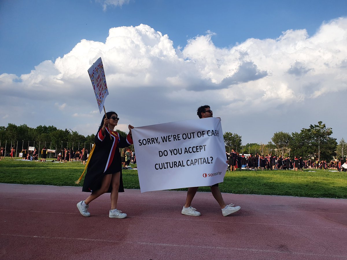 metupics's tweet image. 