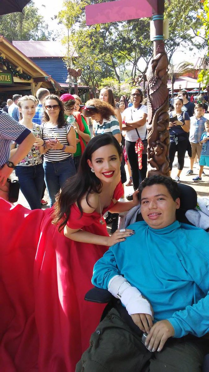Jonpaul015's tweet photo. Hi my name is Jonpaul I have been a fan of @SofiaCarson since 2015 I met her in November 2016 at Disney Animal Kingdom in Orlando and I have known Sofia for 7 years I'm so grateful to have her in my life she is the greatest idol ever!!! #SCxIntegration #ICamehome https://t.co/qzLR1dPxS4