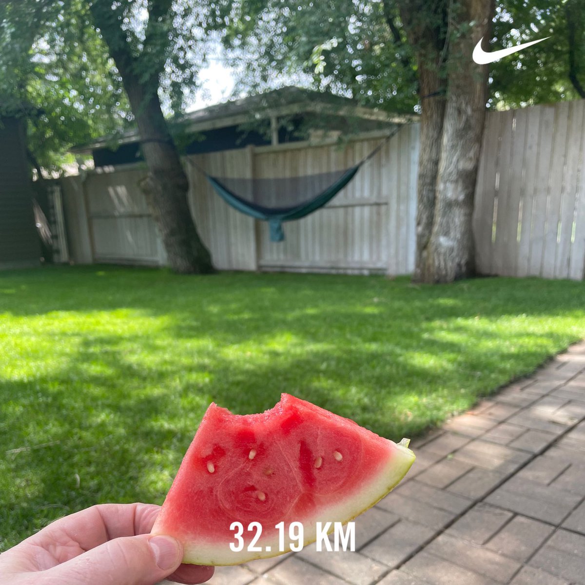 obiscott's tweet photo. OMG. “Watermelon after a run”shoots to first place in ALL of the many great coaching tips Coach Bennett has shared.  ⁦⁦@bennettrun⁩ I dare say it will never be topped.  Why did I wait so long to listen.   Now to the hammock! https://t.co/dK0eoE4Dnj