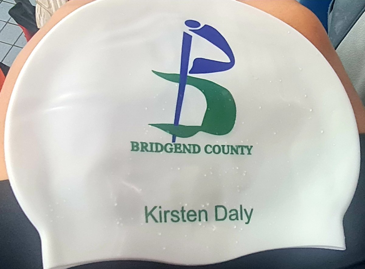 🏴󠁧󠁢󠁷󠁬󠁳󠁿Welsh Summer Nationals Thank you to coach Billy Pye for the positive input &amp; skill! PBs &amp; Finals -50m,100m, 200m Breastroke. 
Silver 🥈- 800m Free! Plenty of 4th and 5th's overall too 💦 <a href="/gllsf/">GLL Sport Foundation</a> <a href="/WelshSportAssoc/">Welsh Sports Association</a> <a href="/SwimWales/">Swim Wales</a> <a href="/SLSAWales/">SLSA Wales</a> <a href="/porthcawlpe/">Porthcawlpe</a> <a href="/Billypye2012/">Billy pye</a> <a href="/bridgendcounty/">Bridgend County Swim Squad</a>