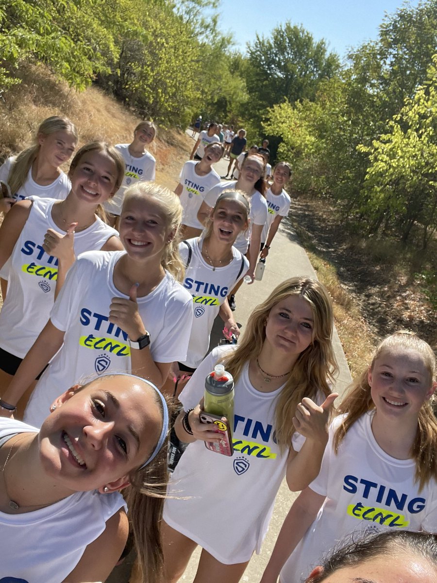 StingECRL2006's tweet photo. Ended our pre-season week with our 5k run fundraiser! We had such a great time and really enjoyed bonding as a team! https://t.co/hQuzess7x0