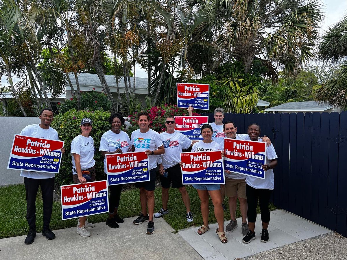 Great day out in Oakland Park canvassing for <a href="/patwilliams4u/">Patricia Williams</a> !!