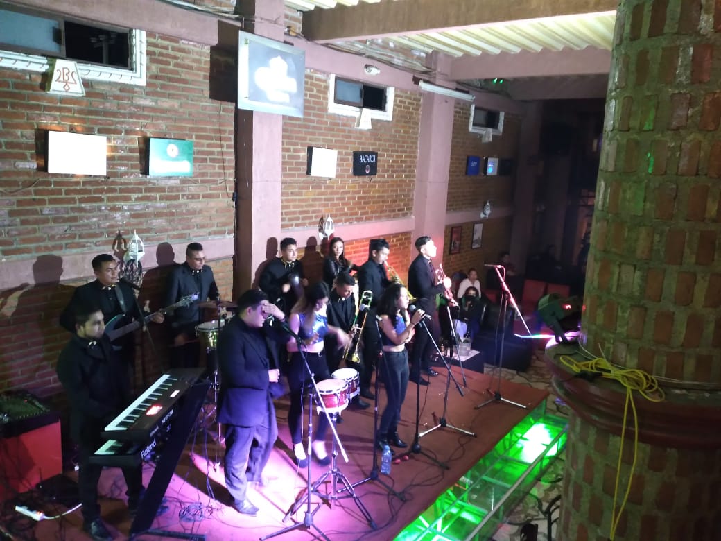 PeterMarfan's tweet photo. #llególarebelión

#agavebar

Cd. Sahagún, Hgo. El Agave antro

Julio, 2022 https://t.co/Yh3VgqOAol
