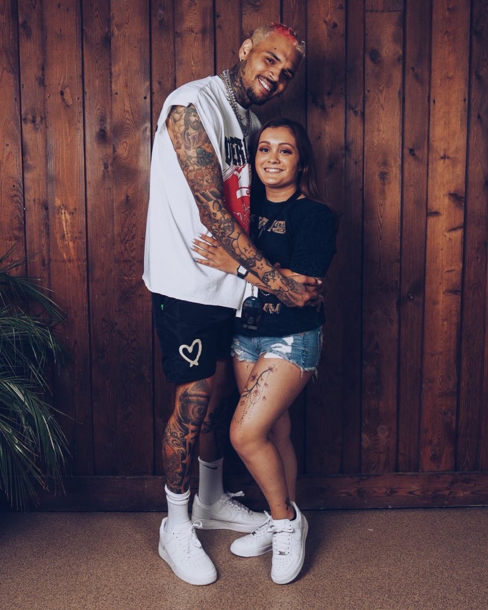 Chris Brown Live on Twitter "Chris Brown with fans at 