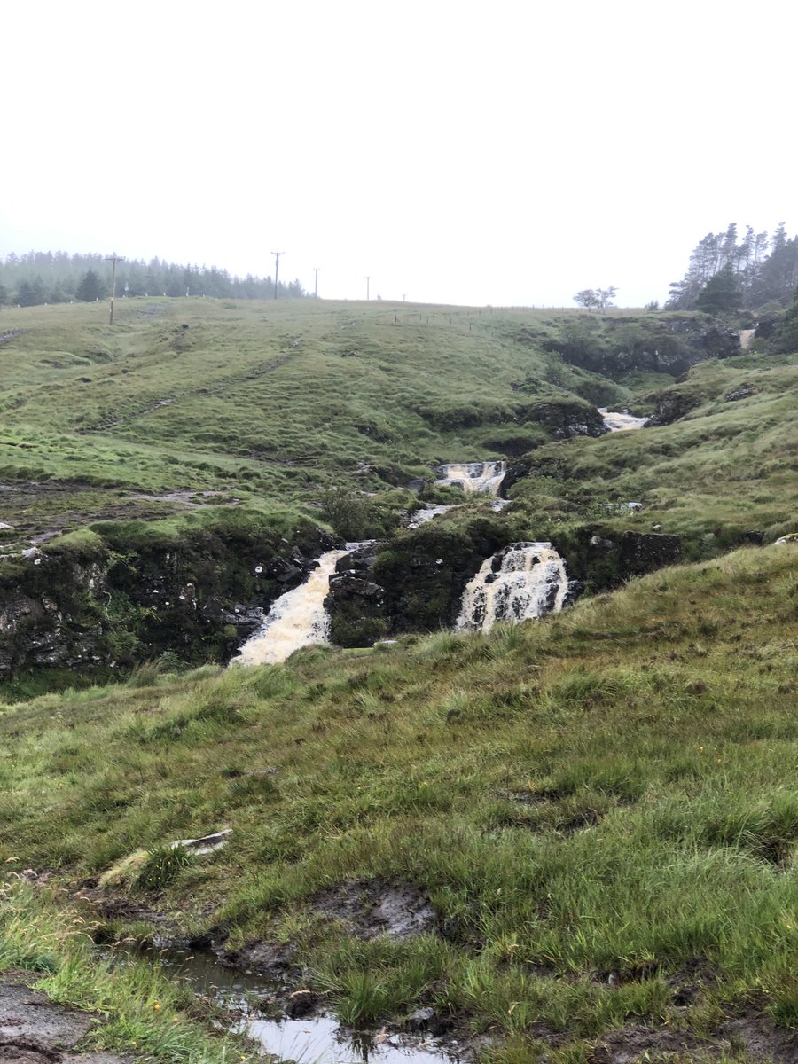HeidiAndrewsWa's tweet photo. Fairy pools Skye https://t.co/ipECJOrAT7
