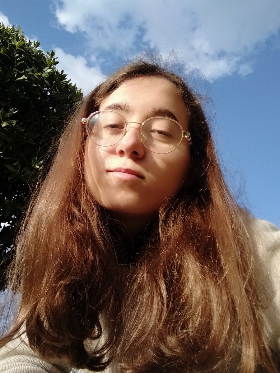 physicalross's tweet photo. hi people :), my name is Maria. I'm from 🇪🇸, I'm 19 years old. I know her since 2013 for Austin and Ally, and I'm very proud for every movie on her was on them. I love her so much 🥺❤. Maybe one day I try to drawing her!
#SCxIntegration #ICameHome https://t.co/Jfh17mMywV