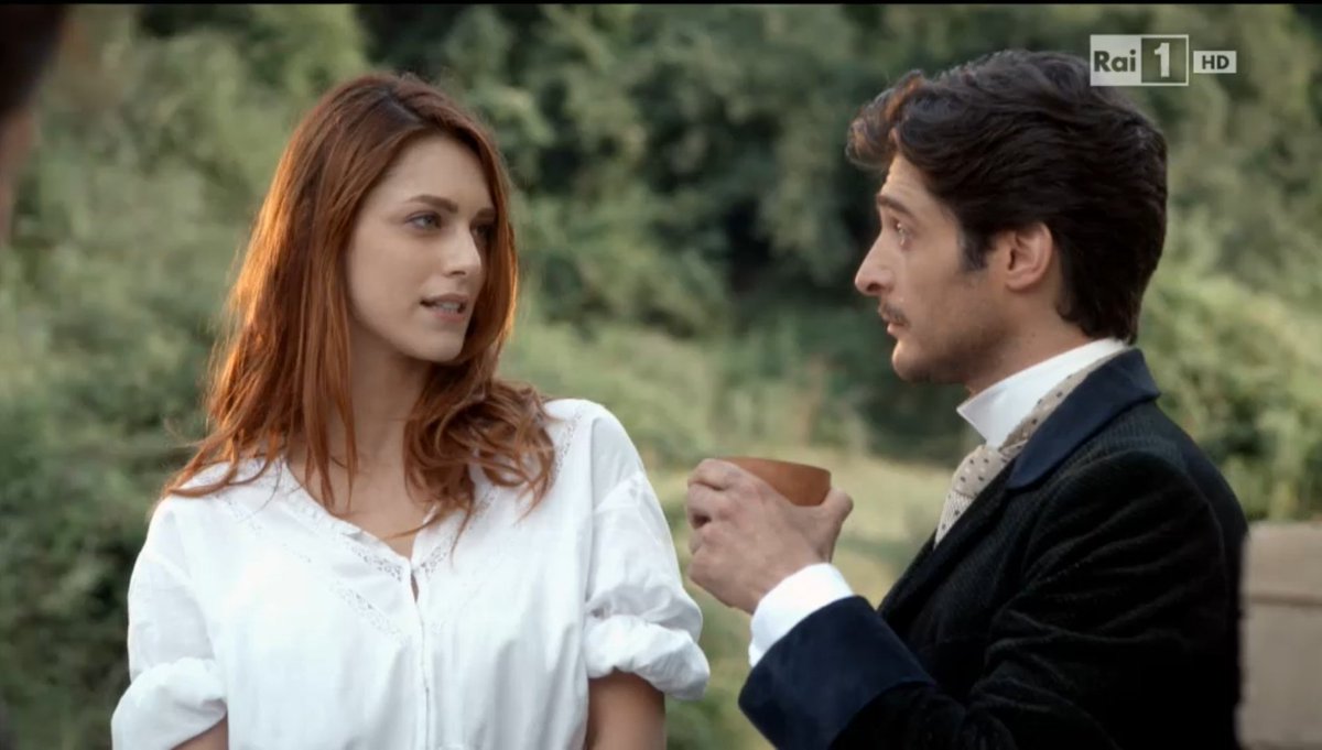 AngelaGrilloAtS's tweet photo. "Quando vedi tante donne in fermento vuol dire che è arrivato il conte Guido Fossà" cit. da #LaDamaVelata @LinoGuanciale @RaiUno @DamaVelata @LadamavelataRai https://t.co/ovJDyHVT7v