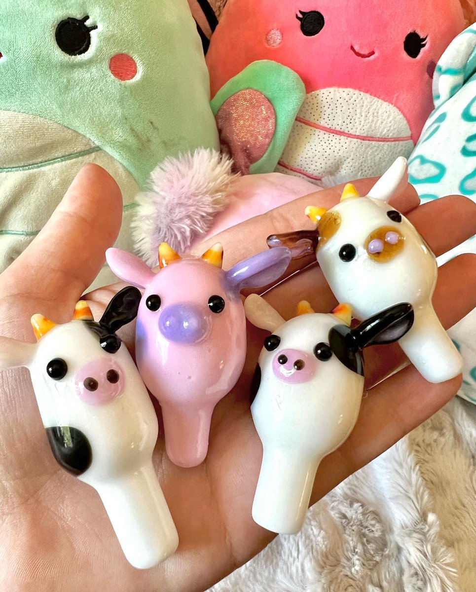 oxyglass's tweet photo. Squish inspired carb caps 🍃💨  #squishmallows #squish #squishmallowcollector #cannabiscomunity #squishmallowaddict #carbcap https://t.co/KFiJkeSeO4