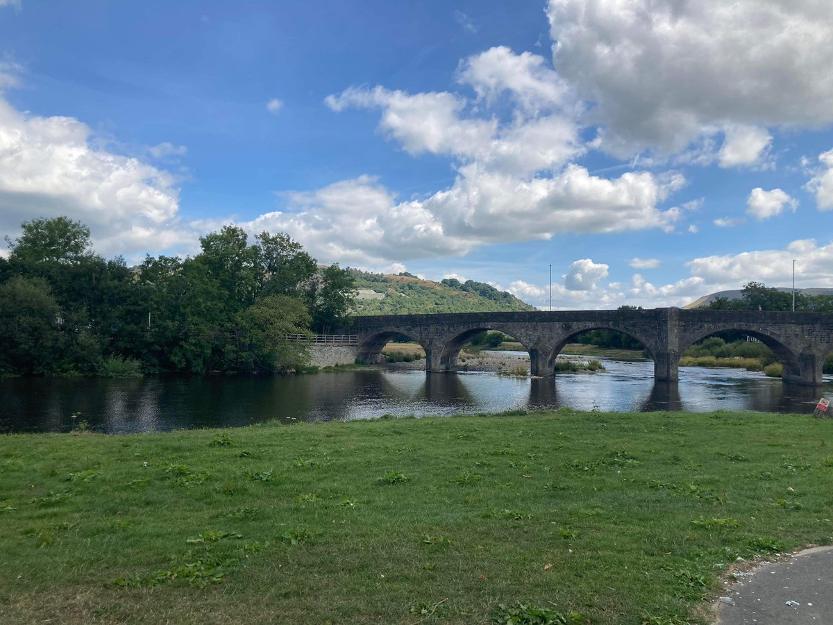 ZoeArthurs10's tweet photo. Wye Bridge π : A Grade II Listed #Bridge over the River Wye in Builth Wells. https://t.co/vNzGia1KZK
I hope to be looking at this river in particular over the next few years as part of the @CPATarchaeology #RiversProject π§
Doesnβt it lookβ¦ swell?
#Powys #Archaeology https://t.co/TWp1q0iqPo