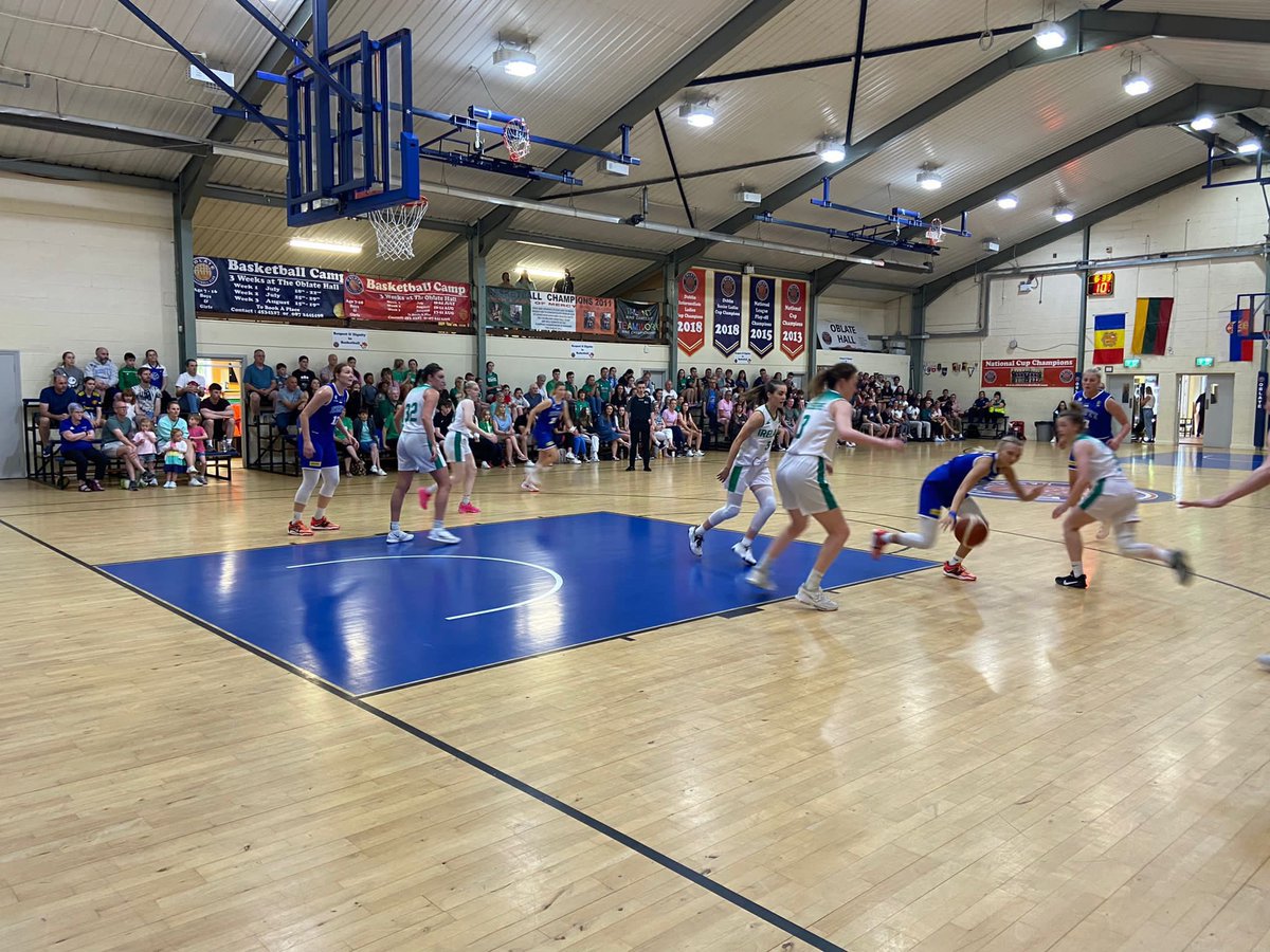 thesidelinelive's tweet photo. Another day. Another commentary. This time with @screech_8 

Nice win for @BballIrl senior women! https://t.co/Sw5D4f6dQi