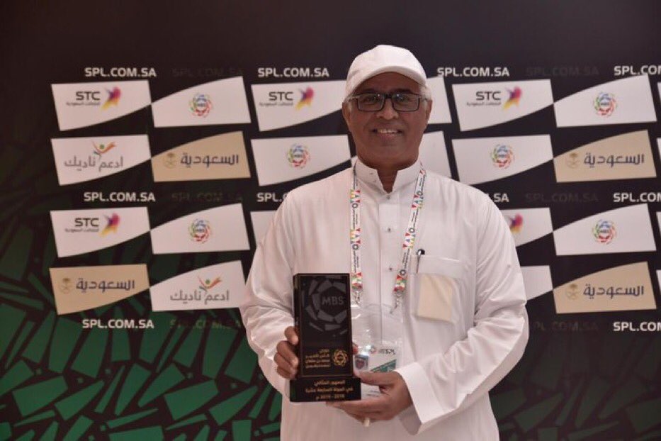 أكثر من 25 سنة في خدمة مدرج #الاتحاد . . 

#شكرا_صالح_القرني 💛