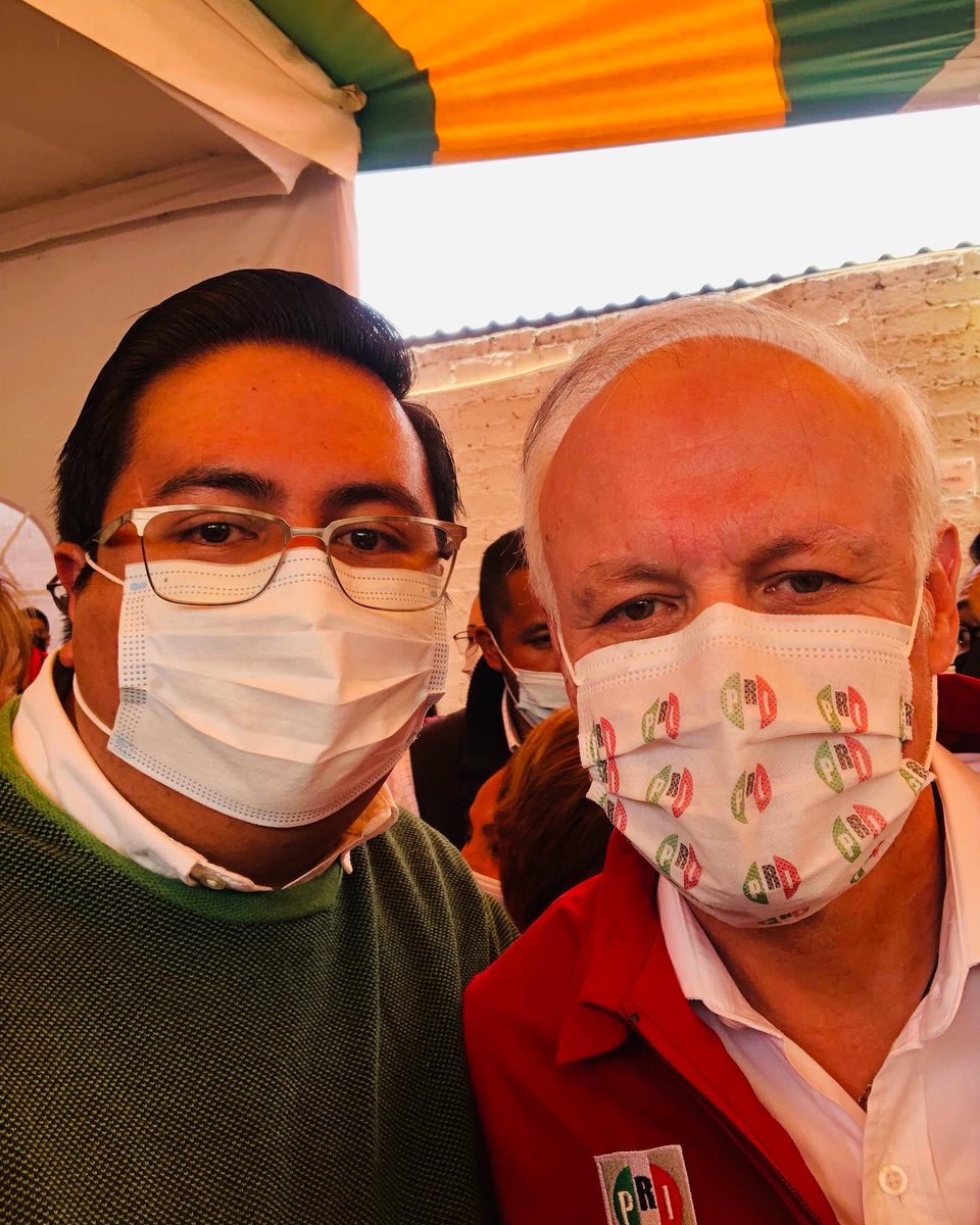 JuJoCarrasco's tweet photo. Con mucha emoción acudí a la Sesión Solemne de Toma de Protesta e Instalación del Consejo Político Municipal 2022-2025 de mi querido Metepec.
#ConsejeroPolítico 
#PRIMetepec
#PRIEdoMéx
#Unidad https://t.co/5vZSXnDBoA