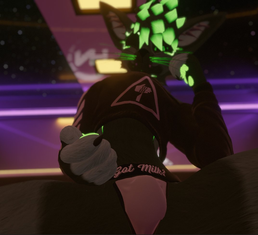 Owo notices ur...
twitch.tv/minikanelive