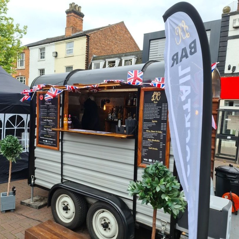 StaffordWalking's tweet photo. Grab yourself a cold one from The Lord & Cart on Aug 11th!
#StaffordWalkingStreet #visitstafford #wdyt #Stafford #Staffs #enjoystaffs #LRPartnershipEvents #lovestafford #towncentre #communitymarket #livemusic #streetfood #bars #mobilebars #retail #familyevent #marketstalls https://t.co/zOzijGsDts