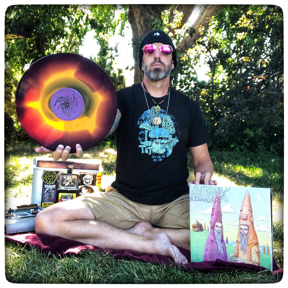 RiffHaven's tweet photo. Don’t know what you’ve been holding in 
but it’s time you let go now 
Cut the ties, break the cycle, forget whom you serve
🎼
Unscathed by #Goatriders from Traveler as featured on Riff Häven Episode 287
 
#RiffHaven #VinylRecords #Vinyl #StonerRock #HeavyRock #HeavyPsych https://t.co/P3FAzWxY5P