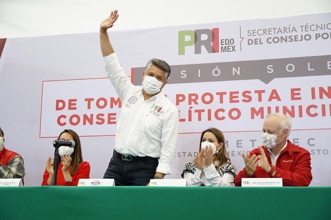 AlfredoQuirozF's tweet photo. El día de hoy asistí al llamado de mi Instituto Político #PRI para la Toma de Protesta e Instalación del Consejo Político Municipal 2022 - 2025, me dio gusto saludar a todas mis amigas y amigos de #Metepec. 

#Distrito35 
#PRIMetepec 
#PRIEdoméx https://t.co/h9Wt17q3jj