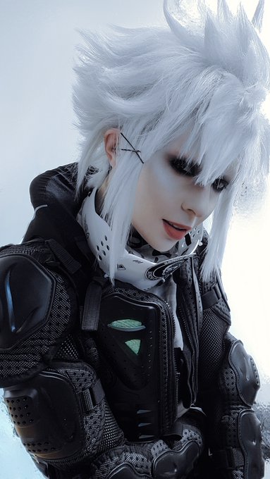 My hair says "Anime sword boy protagonist", but would u like to see what I can do with a hammer...😈?  |<a href="/tag/scifi"class="tags"><span>#scifi</span></a><a href="/tag/dnd"class="tags"><span>#dnd</span></a><a href="/tag/tabletopgaming"class="tags"><span>#tabletopgaming</span></a><a href="/tag/ttrpg"class="tags"><span>#ttrpg</span></a>