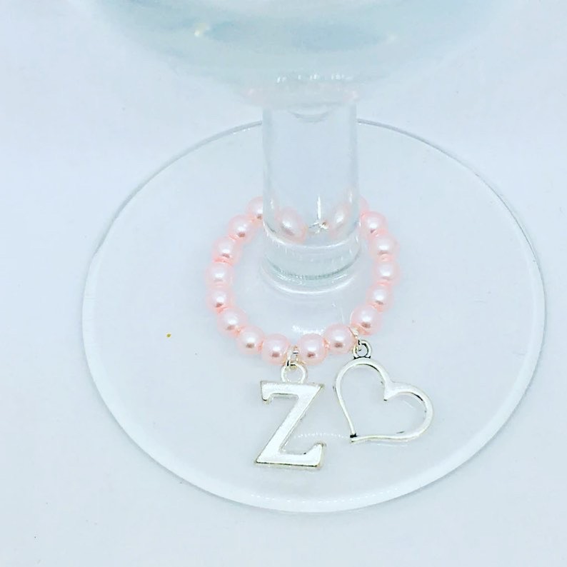 Initial heart wine glass charms great for hen parties, birthdays and Christmas #shopindie #MJNWVIP #MHHSBD #CraftBizParty 
#EarlyBiz 
etsy.com/uk/shop/Belles…