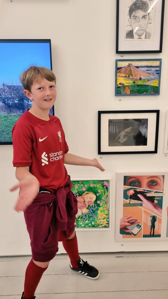 Sammy was delighted to visit the RA and see his photograph displayed! Thank you <a href="/royalacademy/">Royal Academy</a> and <a href="/DovedalePrimary/">Dovedale Primary Sch</a> <a href="/DovedaleY6/">Year 6</a>!
