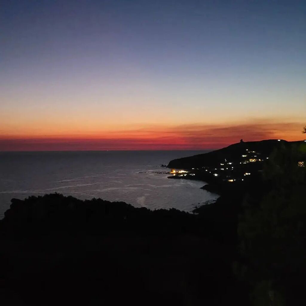 myagrigento's tweet photo. Gli infiniti colori del crepuscolo sul nostro mare...
.
.
.
The infinite colors of the sunset over our sea ...
.
.
Regram 📸© @federicasella 👏
#Realmonte #agrigento #siculiana #agrigento #amazingplaces #turismoregionesiciliana #vacanze #sicilia #sicil… https://t.co/IAUriKudLD https://t.co/HpEWP2J6JN