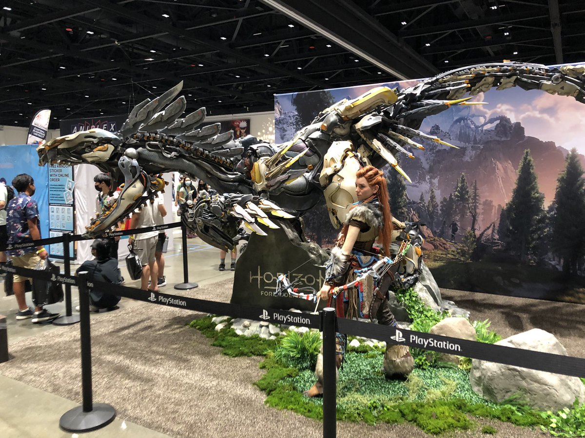 Take5Gaming's tweet photo. Fun times at #crunchyrollexpo2022 https://t.co/k5l4kntpGh