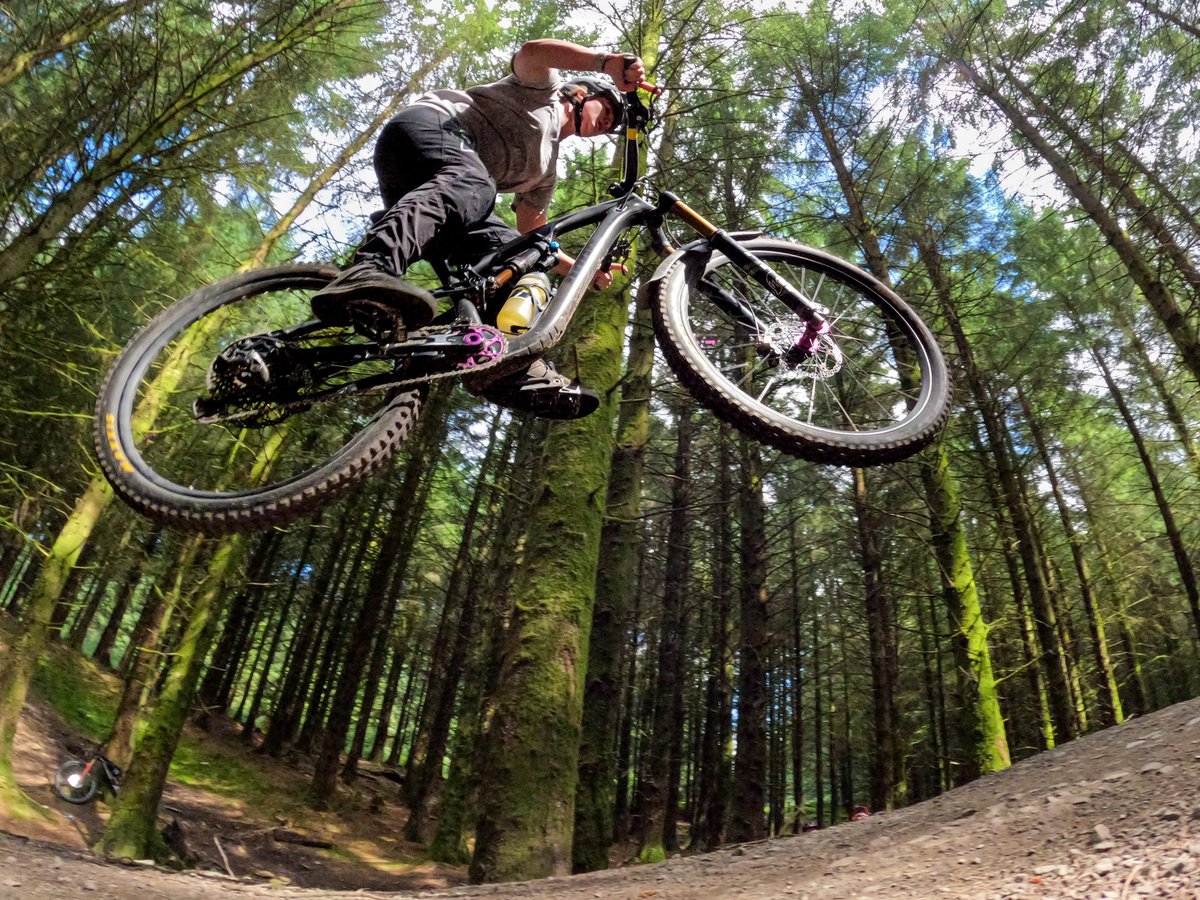 grayomtb's tweet photo. @ashly_talbot @Absolutemtb1 One from #mtbmecca @BikeParkWales yesterdayโฆโฆ. ๐ค๐ค https://t.co/O6OWRGzkgw