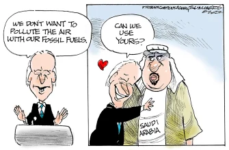 IgorIC1's tweet photo. @Forbes This is just MADNESS or EXTREME UNDERDEVELOPMENT when Saudi Arabia increased GDP by + 11.9%, US - 1%, Russia got enormous profits despite sanctions, Europe and Ukraine cannot find alternative supply from Russia and Arabs, and closest democratic friend Canada cut off Keystone XL.. https://t.co/esBk6x6DXh