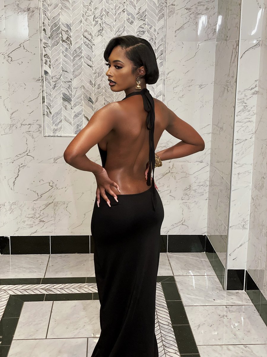 UndeniableLOVE7's tweet image. Let’s step it up a notch…

Dress made by yours truly! 

Olivia dress is now available for preorders

seidestyles.com