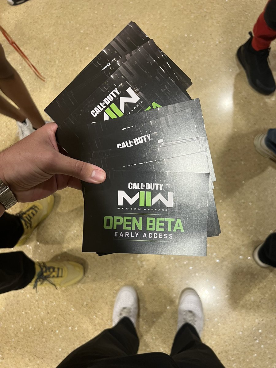 Got my hands on some betas, drop a like/rt and follow for a chance to win, 5 left!!! 😤😮‍💨🔥#MW2