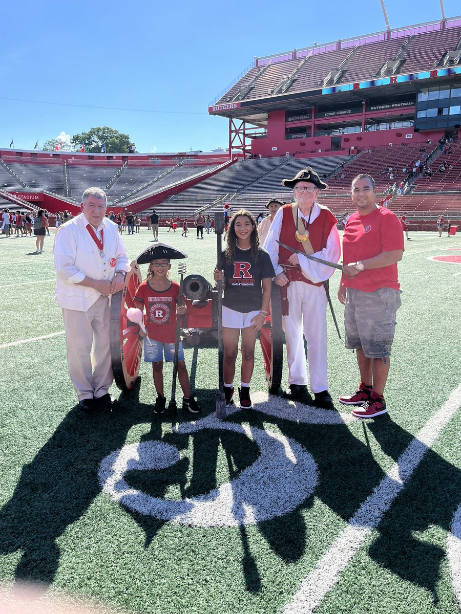 a.galiana tweet media