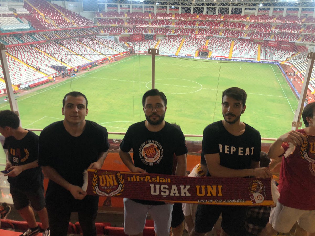 uAUNIUsak's tweet photo. BİR KUZEYE BİR GÜNEYE SENİNLE !
Galatasaray’ımızı Antalya deplasmanında yalnız bırakmadık.
#ultrAslanUNI https://t.co/vlqbdugS5n
