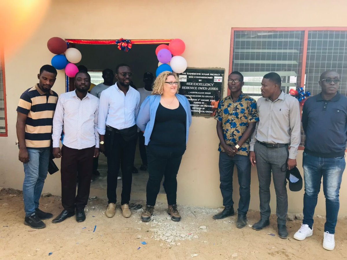 mcjoseph_writes's tweet photo. I am excited to be a co-founder of this awesome NGO @lusfoundation . More so because we have successfully brought light to the island of Siamekome and Atsukope through funding from Australian Aid. Now students can study at night, fish can be stored. #liftusfoundation https://t.co/n8a4XiDWA3