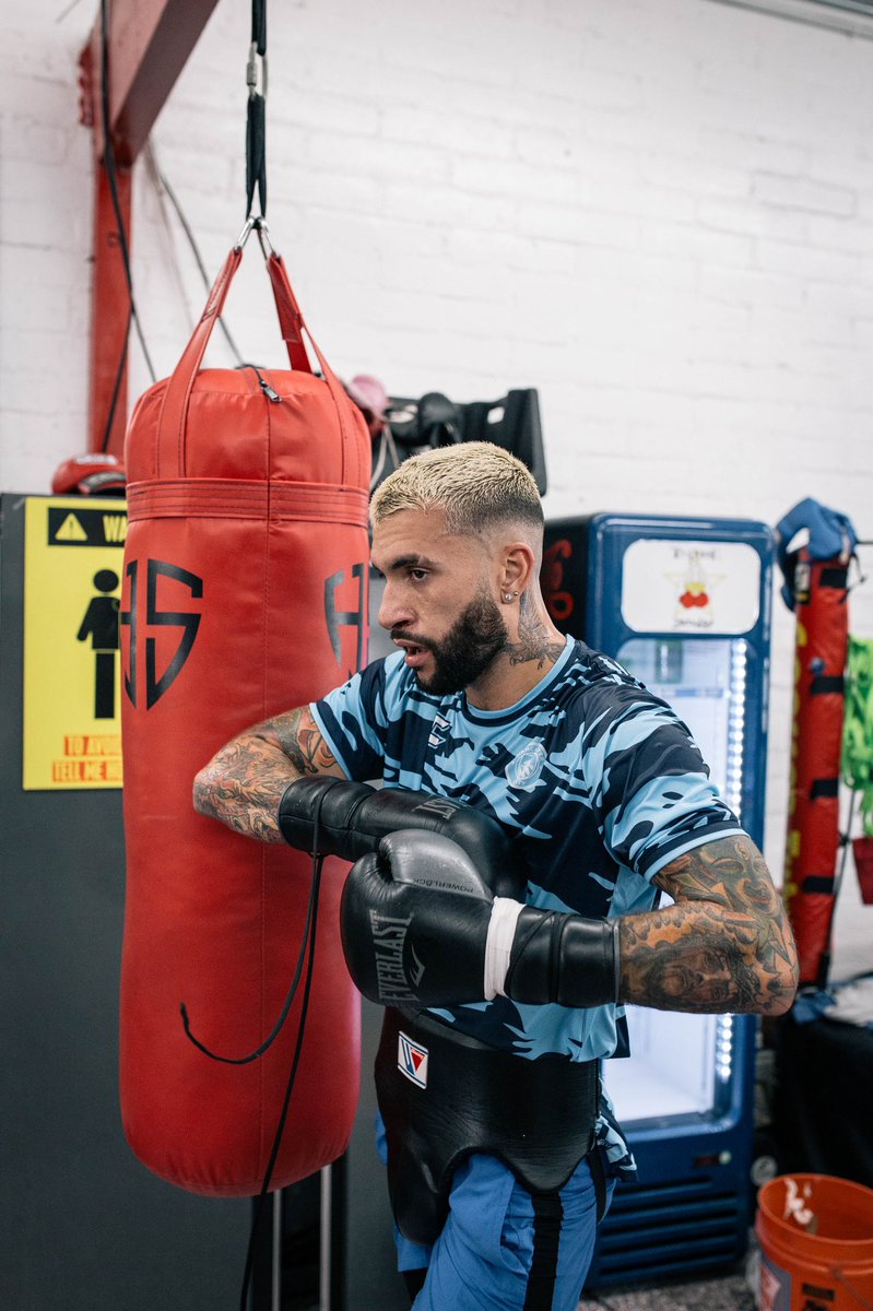 Temperrr's tweet photo. 😤 https://t.co/2LtMfE6CEp