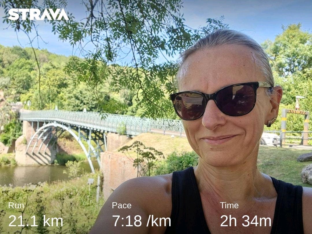 📢 Marathon Update 📢

I've reached the half way point of my #londonmarathon training, raising money for <a href="/APEC_UK/">Action on Pre-eclampsia (APEC)</a>

👉 Here's the link to donate: bit.ly/3P56KcC