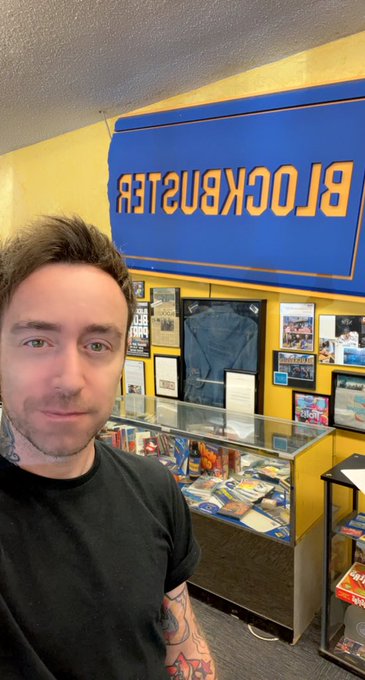 Hello from the Last Blockbuster in Bend, Oregon! https://t.co/SKRFFmuhpO