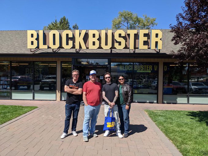 Hello from the Last Blockbuster in Bend, Oregon! https://t.co/SKRFFmuhpO