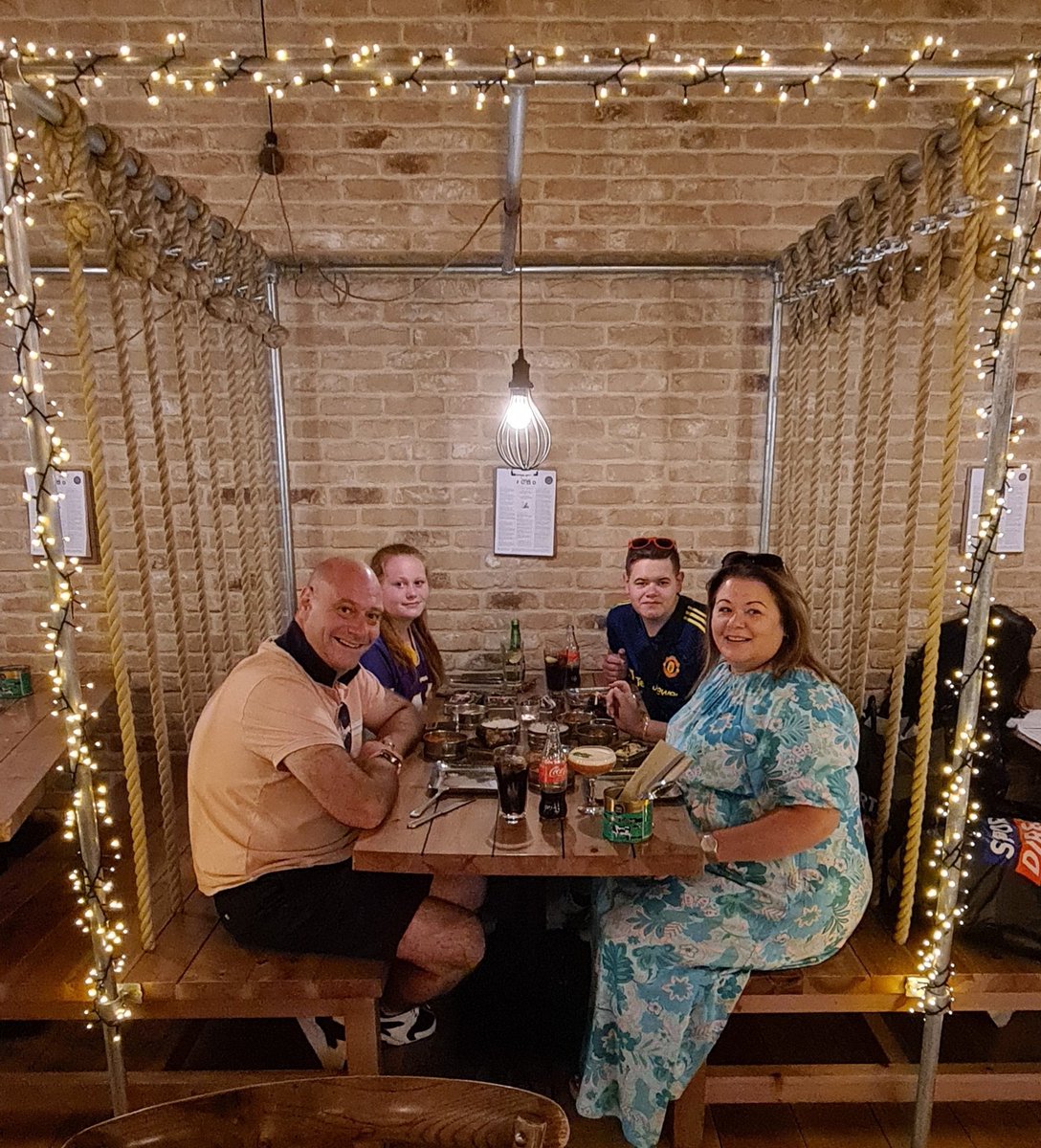 SBaxter77's tweet photo. Had to see what @Birminghamcwg22 was like, so a day out in #Birmingham to sample the atmosphere,see #PerryTheBull,a bit of shopping & finished off with banging #Indian #StreetFood at @Mowglistfood! #TopDay with @DBaxter76 @BaxterRaife @baxter_erynn #CommonwealthGames2022 https://t.co/Oq19pWWnRb