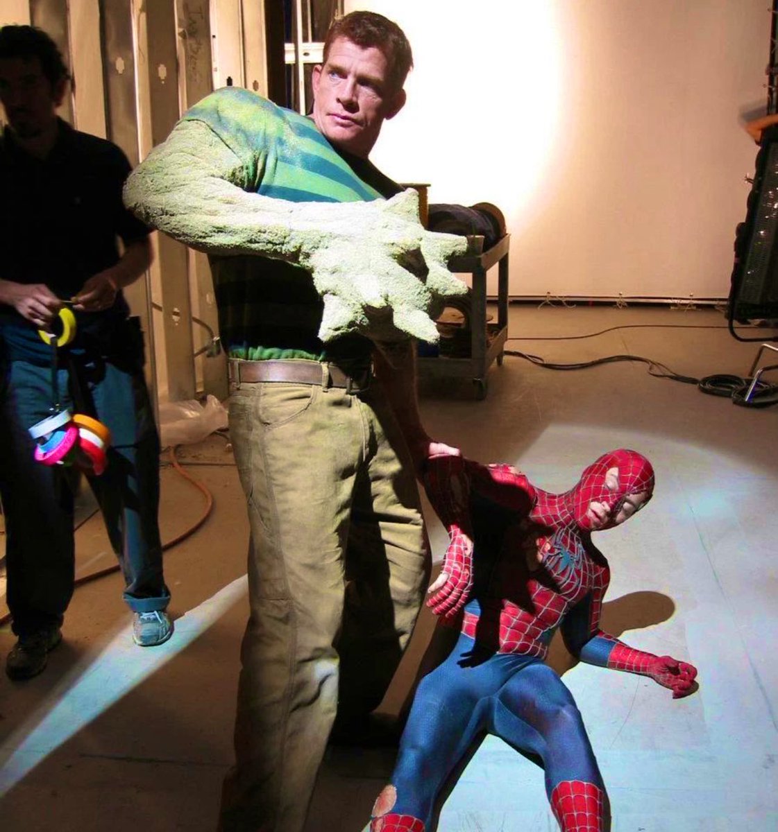 RT @behind_pics: Spider-Man 3 (2007) https://t.co/WkxLDoSBty