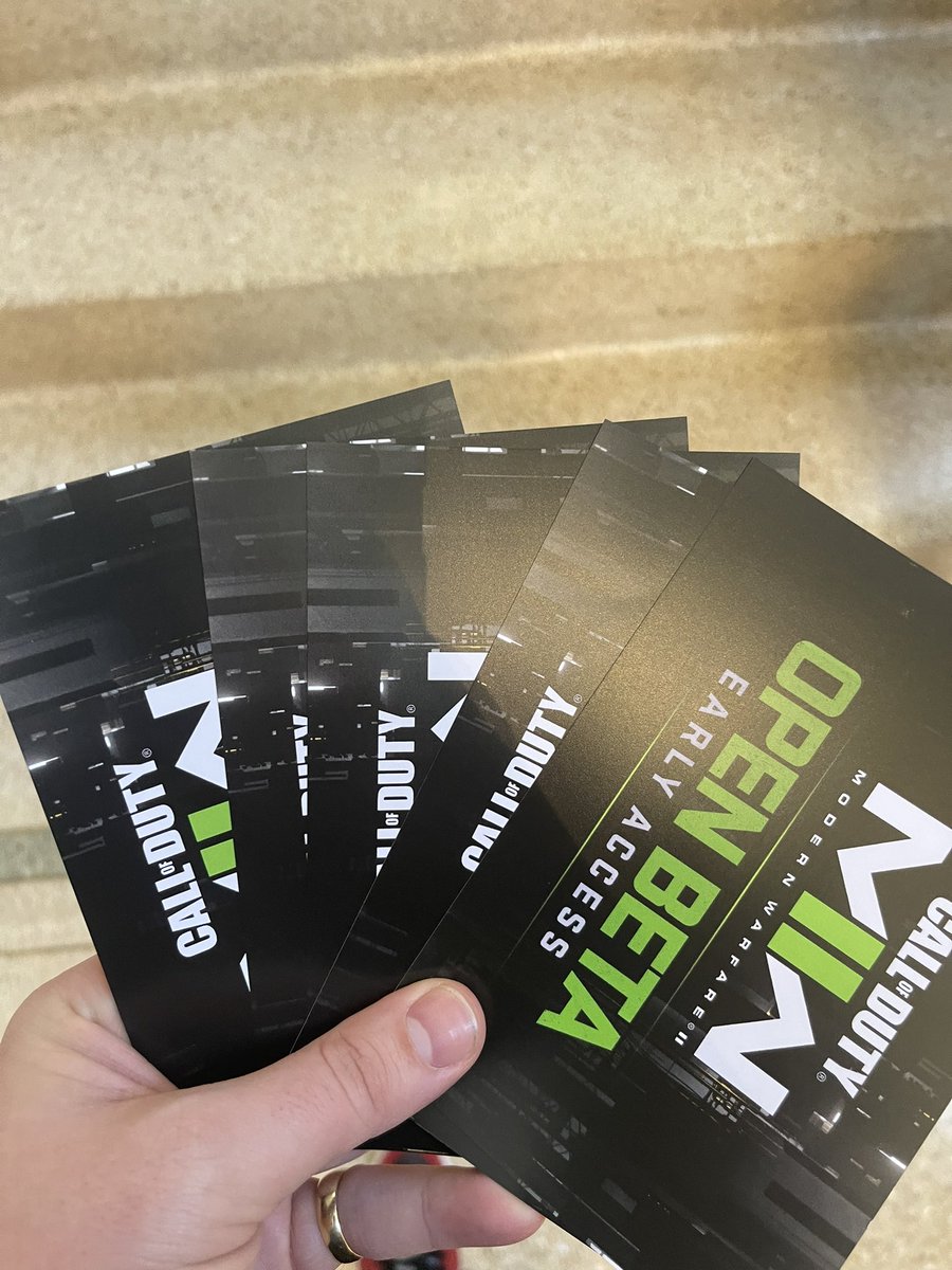 The VibeDealer tweet media